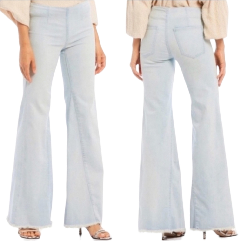Free People Pull-on Flared Bell Bottom Lightwash Jeans Size 28
